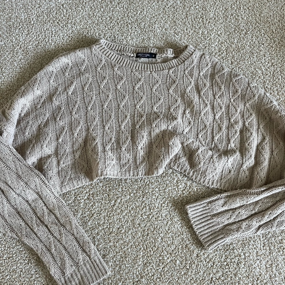 Nasty Gal Collection Tan/Beige Cropped chunky knit sweater